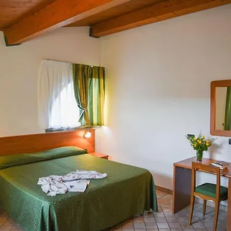 Carlo's Hotel Castagneto Carducci