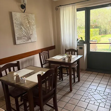Carlo's Castagneto Carducci