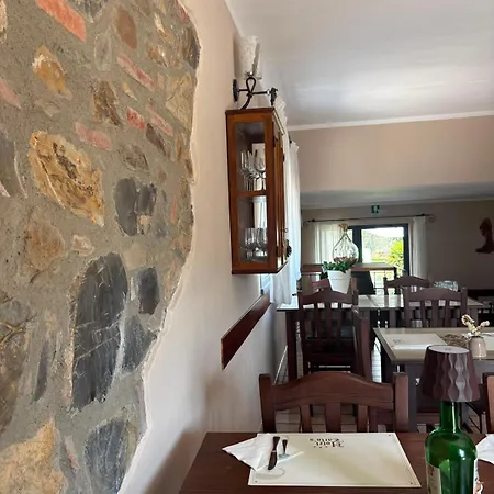 Carlo's Hotel